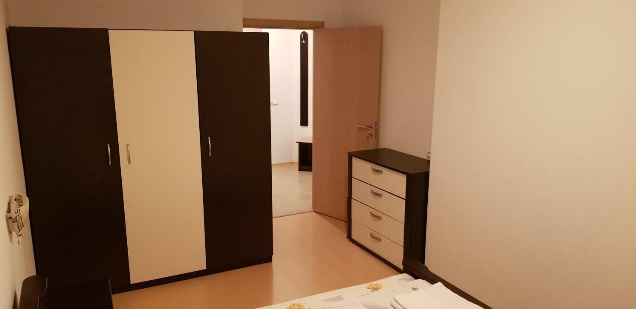 Efo Apartment Bansko Bagian luar foto